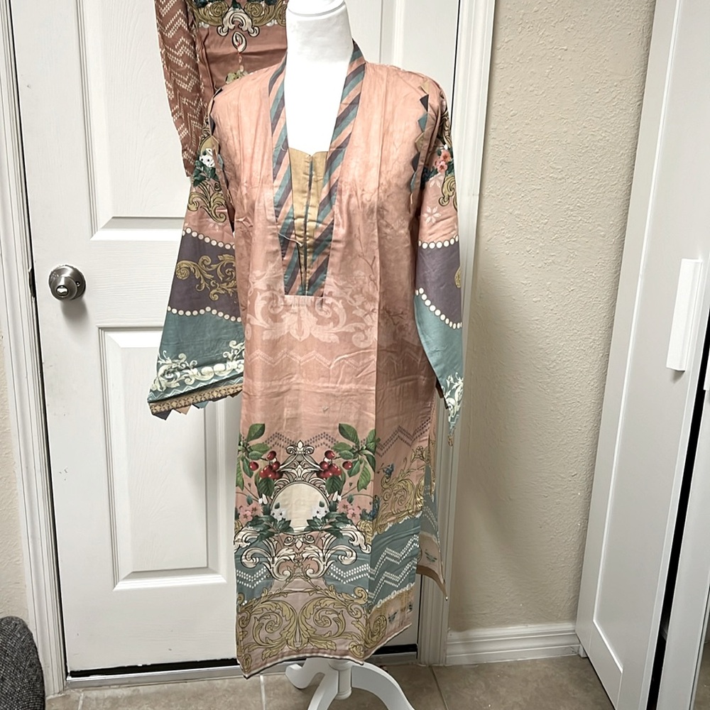 New Pakistani Indian shalwar kameez lawn 2 peace fabric #260